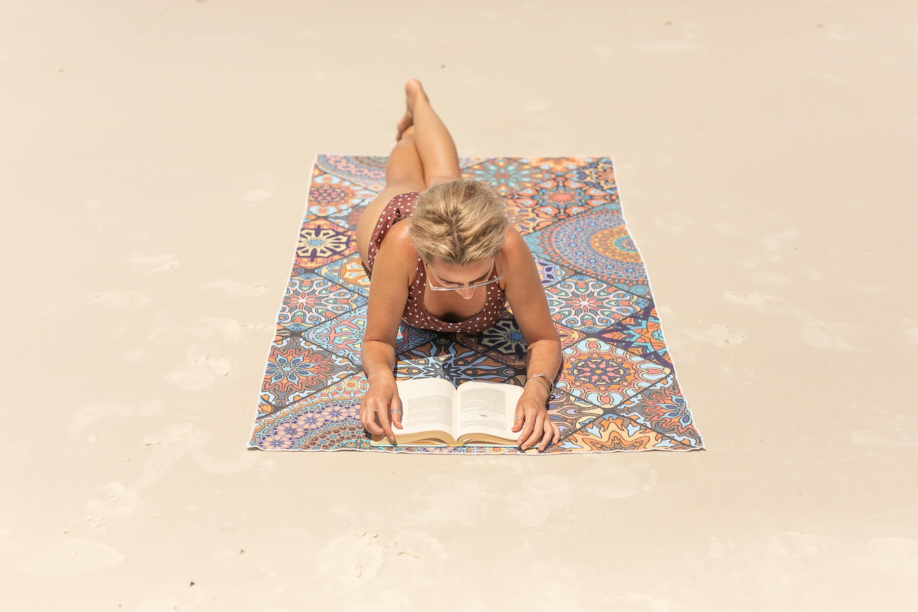 Holiday Dreams - Recycled Sand Free Beach Towel